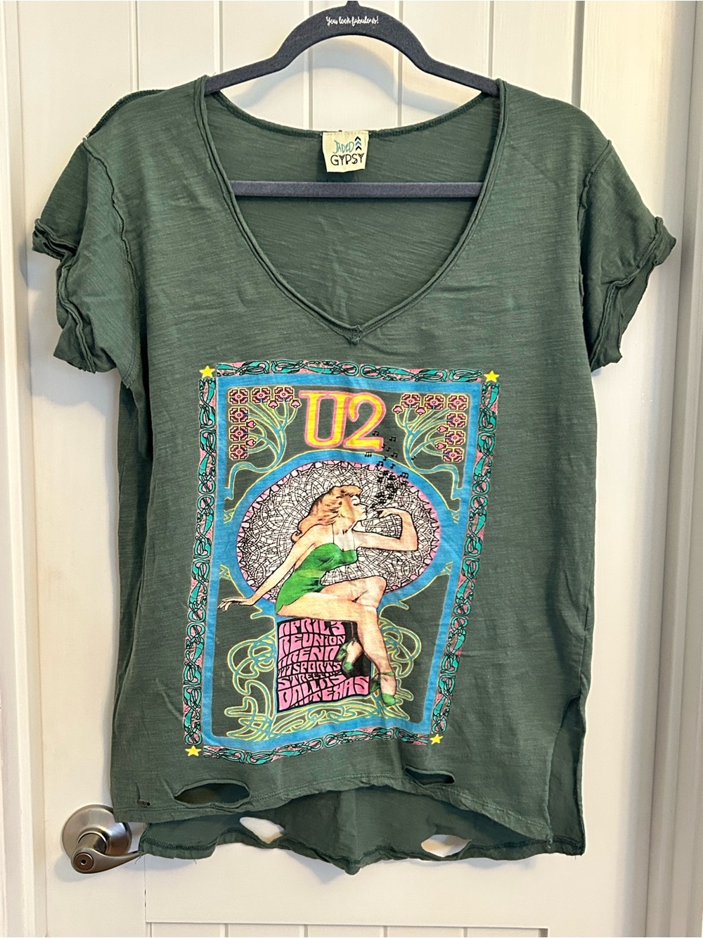 Jaded Gypsy U2 Graphic Distressed V-Neck Tee S/M Green